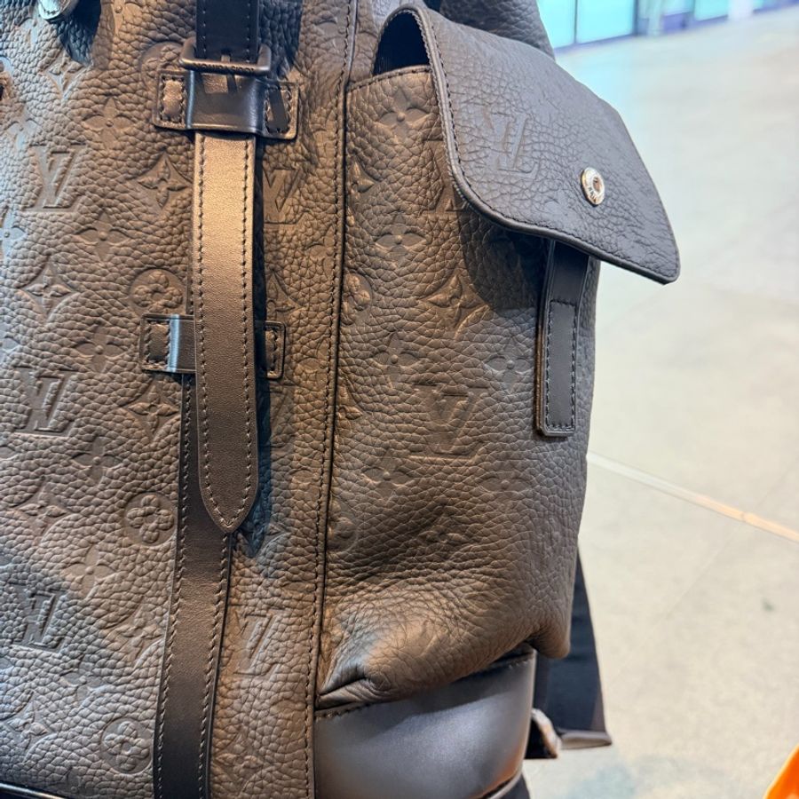 全新 LV Christopher MM 大號-2