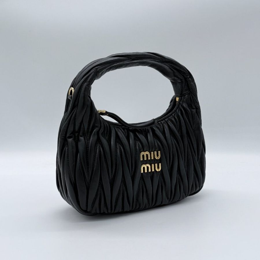 Miu Miu 繆繆 Wander Matelassé Hobo 黑色 羊皮 皺褶 肩背包 半月包 肩背包 (附背帶)-3