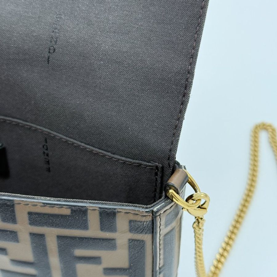 Fendi 芬迪 FF Logo 棕色 小牛皮 迷你鍊帶 肩背包 斜掛包 WOC-12