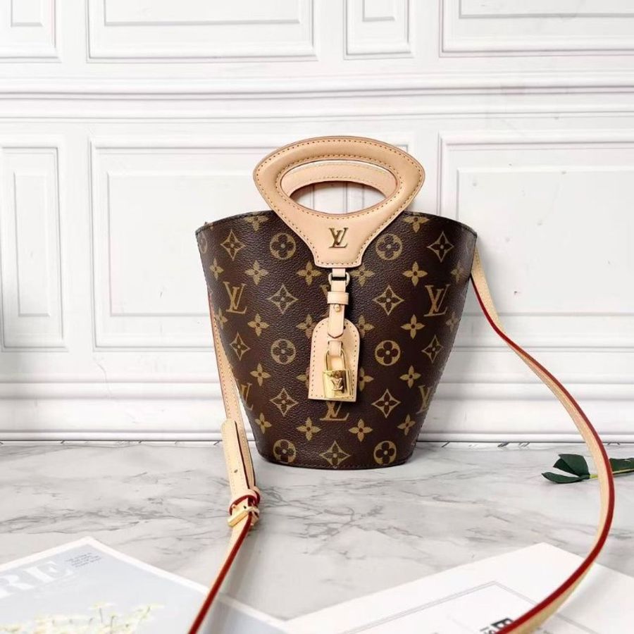 LV SS25新款老花Rivage BB芯片款手提肩背斜背包12×18×7 9新 配件塵袋購證鑰匙鎖頭-1