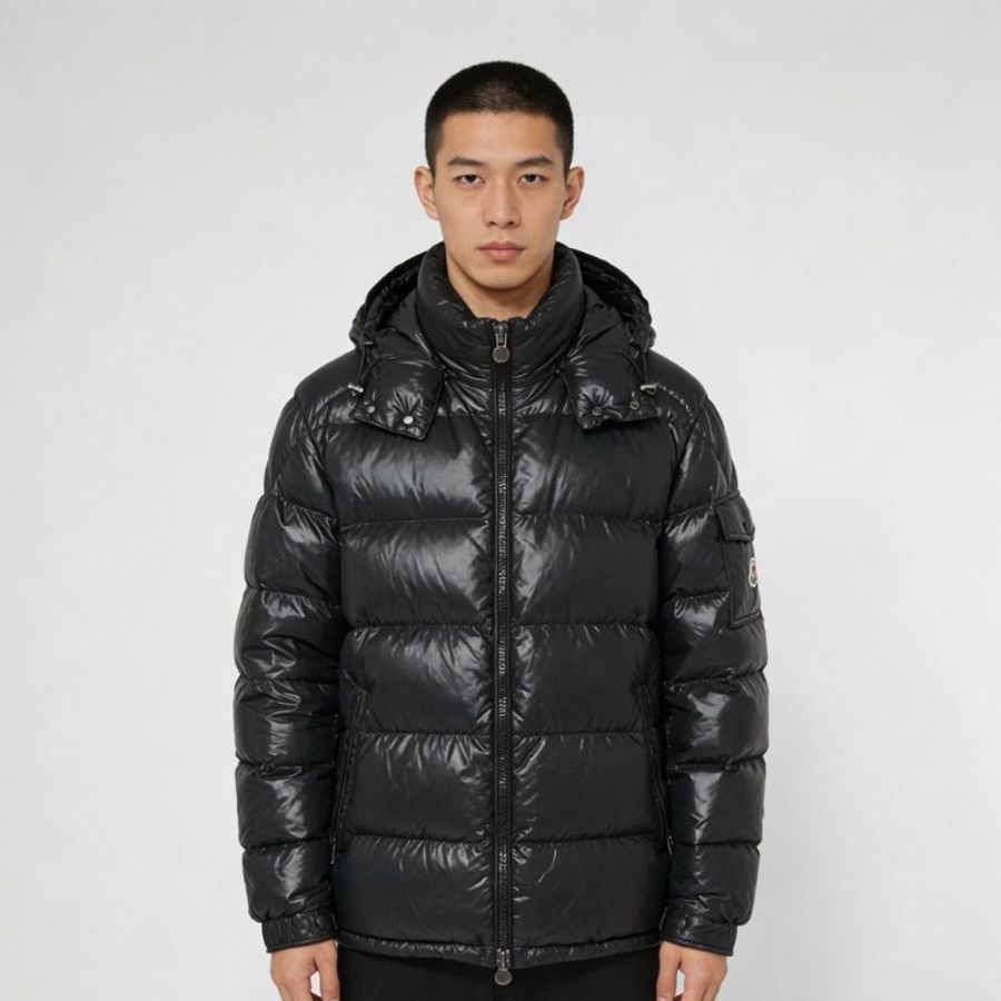 Moncler 黑色maya爆款羽絨服 9新-0