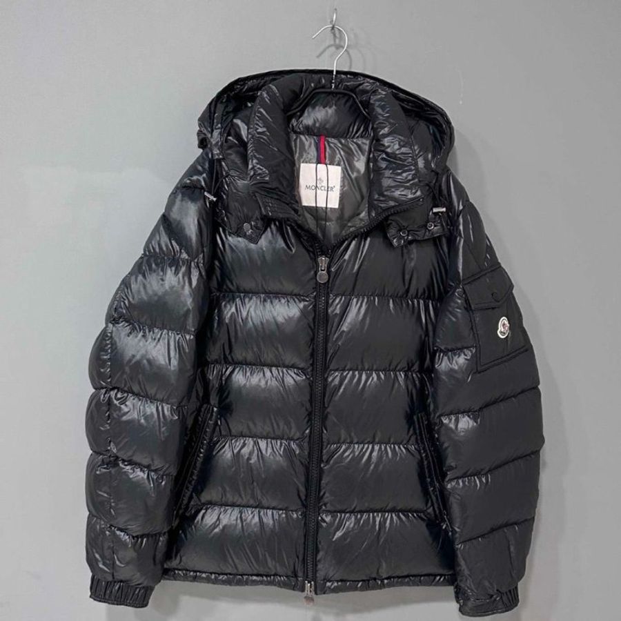Moncler 黑色maya爆款羽絨服 9新-1