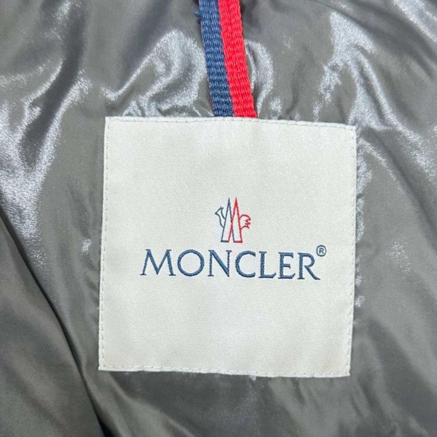 Moncler 黑色maya爆款羽絨服 9新-5