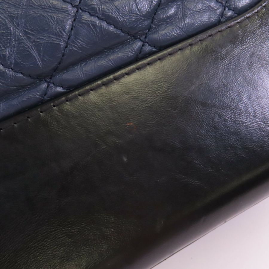 CHANEL 牛皮皮革Gabrielle Medium銀扣鏈帶肩背袋-9