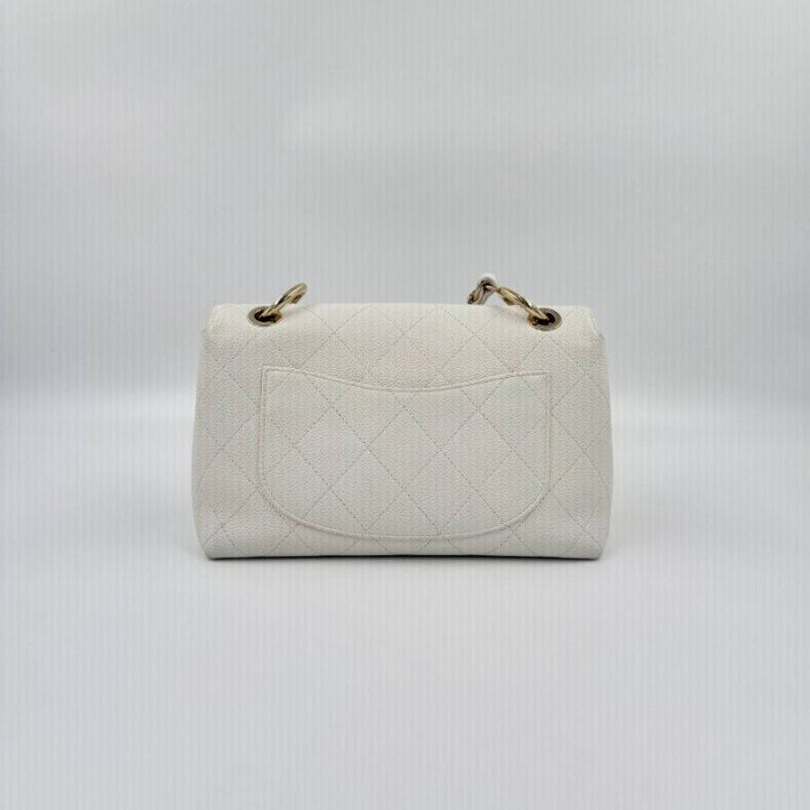 CHANEL - 白色牛皮淡金釦鏈條口蓋包-1