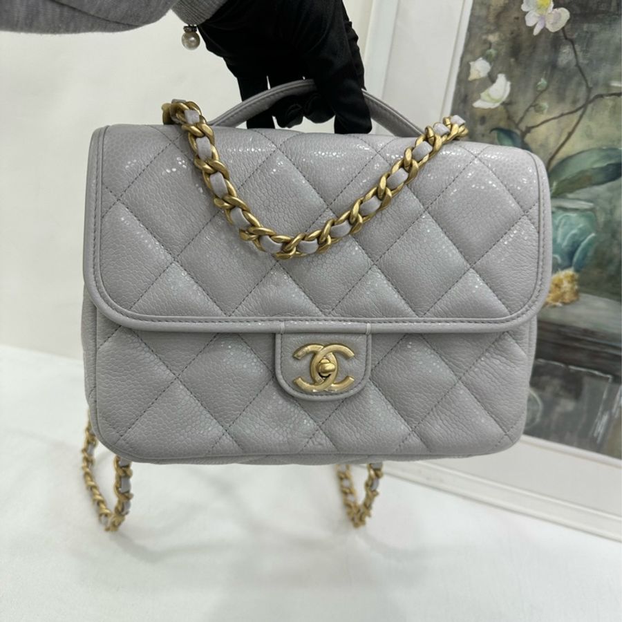 Chanel 香奈兒 25A灰色荔枝皮雙肩包 韓國限定 金扣 奶白色超奶呼 可手提可雙肩 金色鏈條+手柄 經典菱格紋 尺寸:24*18*6-6