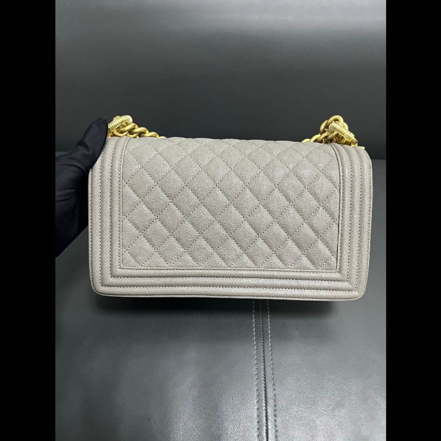 Chanel leboy medium-3