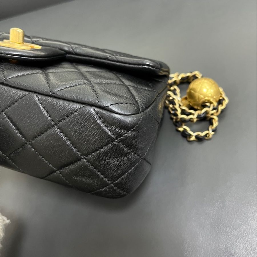 Chanel gold ball mini
金球黑金cf大mini-7