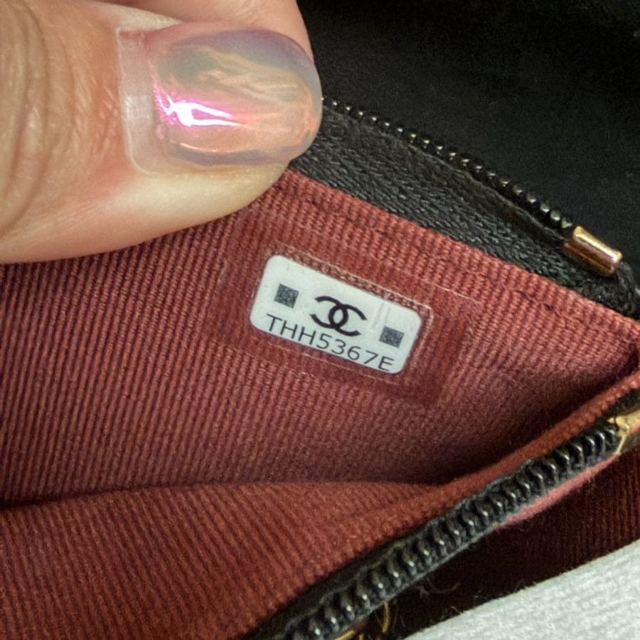 Chanel 仿舊金雙C小牛皮雙金球斜背包AP3652-11