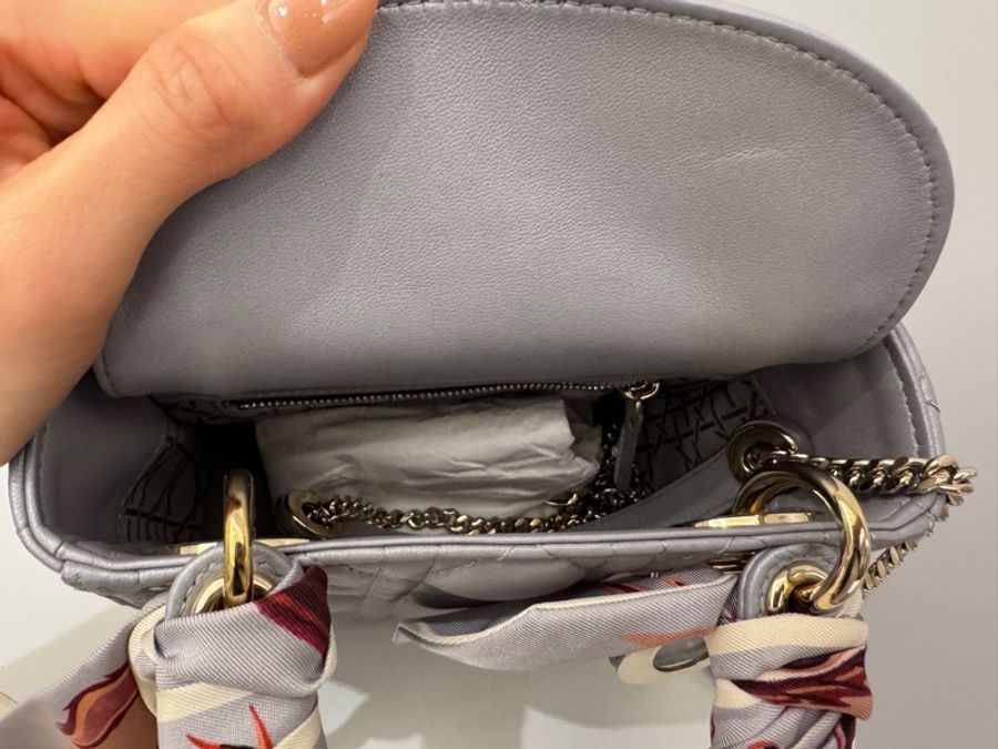 Dior Mini Lady Dior 珍珠灰(附上絲巾)|有購證・防塵袋|保存極佳-9