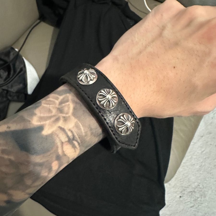 克羅心 Chrome hearts 皮手環 手環 三十字 十字花-5