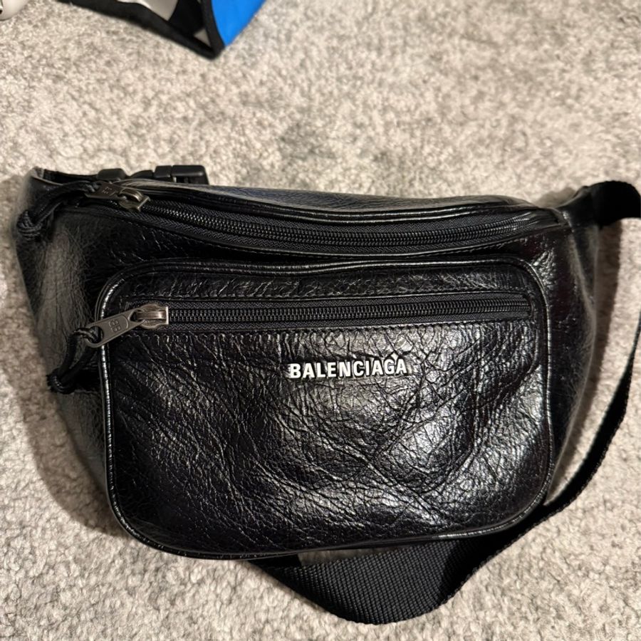 EXPLORER BELTPACK IN BLACK 腰包-7