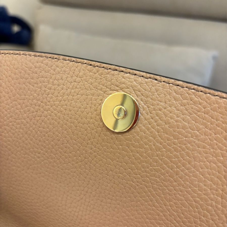 GUCCI SOHO 裸粉色牛皮磁扣 斜背包/肩背包/手拿包 九五成新!!-10