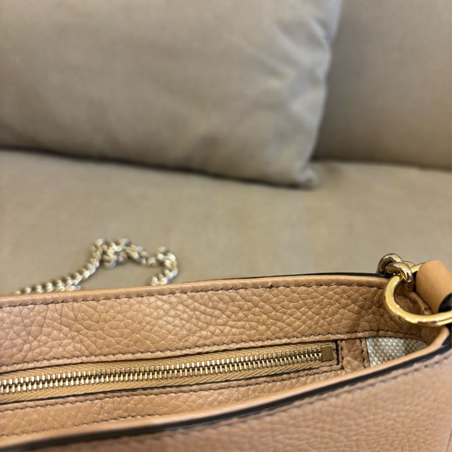 GUCCI SOHO 裸粉色牛皮磁扣 斜背包/肩背包/手拿包 九五成新!!-12
