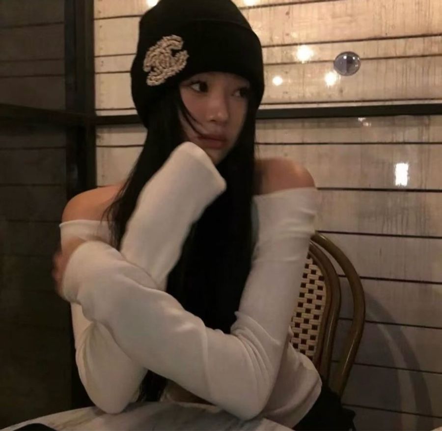 ❣️Chanel 花呢拼接雙C大logo毛帽-6