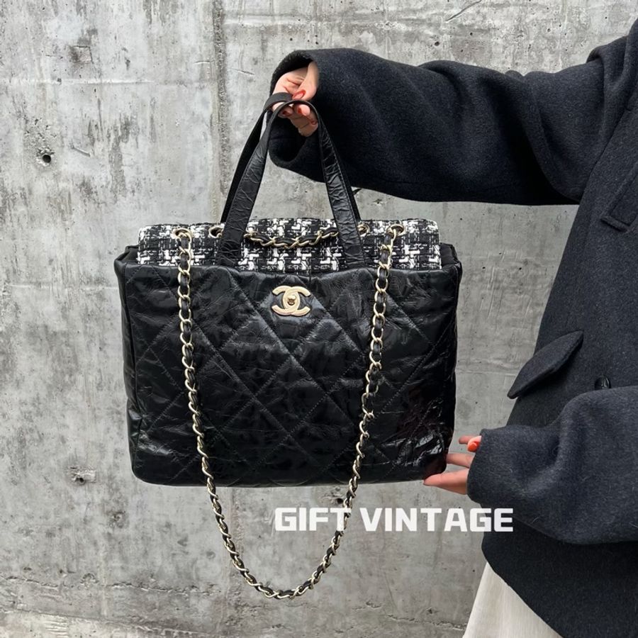 Chanel • 孟買 黑金做舊油蠟牛皮拼格紋毛呢 托特 2way-0