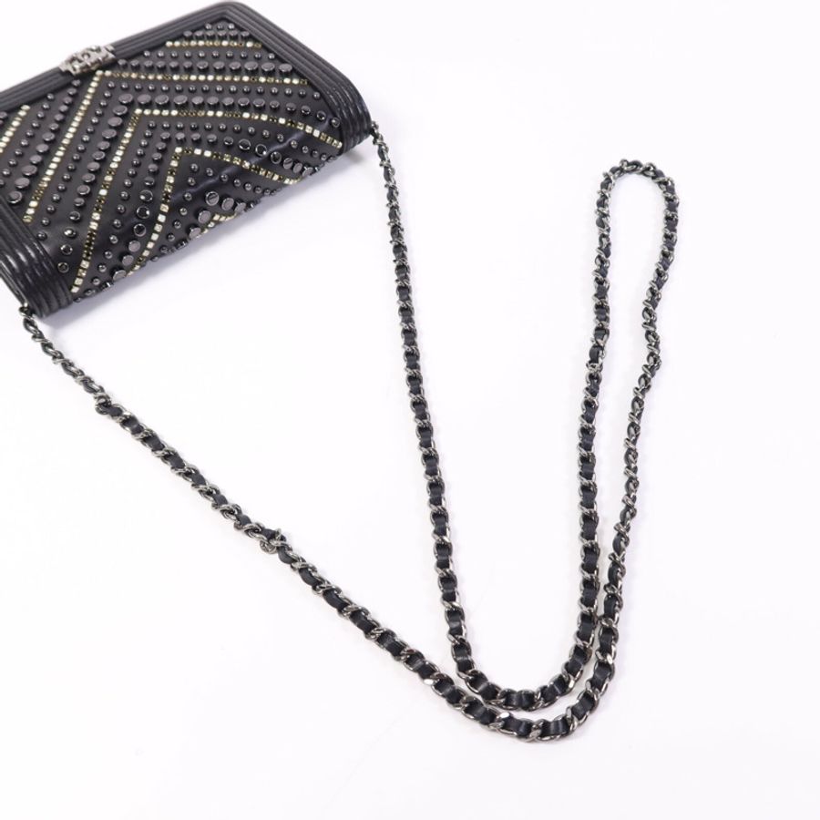 CHANEL 牛皮皮革WOC Wallet On Chain銀扣鏈帶肩背袋-8