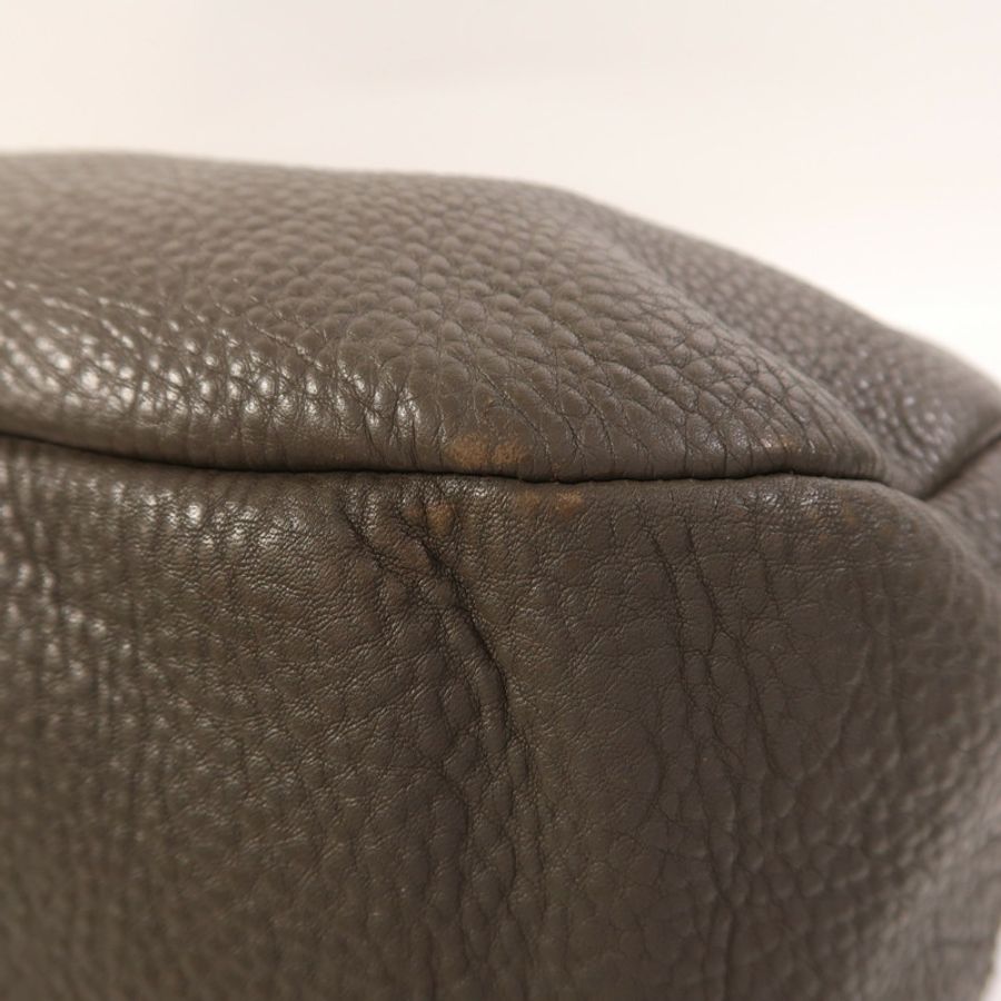 PRADA 牛皮皮革Shoulder Bag金扣肩背袋-9