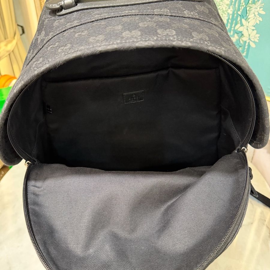 Gucci 黑緹花布銀釦前口袋手提後背包-6