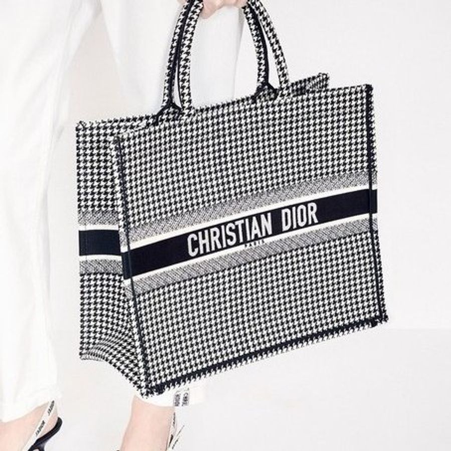中號 ::Christian Dior:: Dior Book Tote 黑/白色千鳥格刺繡托特包 手提肩背包-0