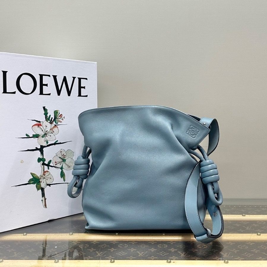 LOEWE 藍色flamenco系列肩背斜背包26*30*11.5 98新配件盒子塵袋-1