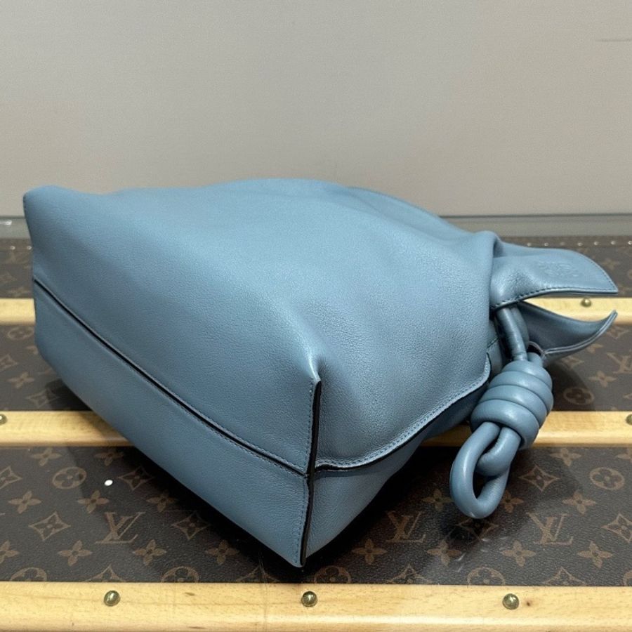 LOEWE 藍色flamenco系列肩背斜背包26*30*11.5 98新配件盒子塵袋-3