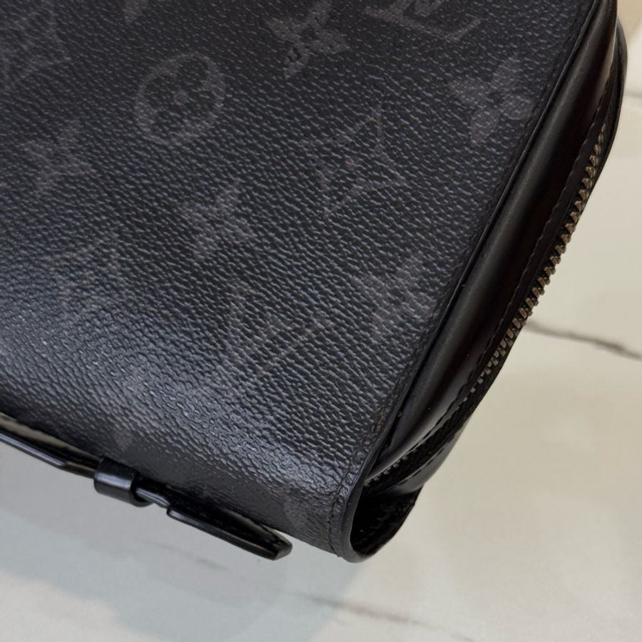 Lv Zippy Xl 黑老花商務手拿包/長夾-10