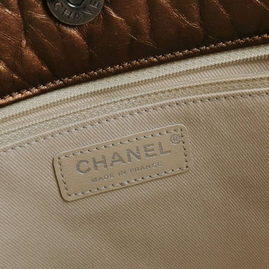 Chanel 2.55 Bag油蠟皮純色菱格絎縫矩形旋扣單肩包-7