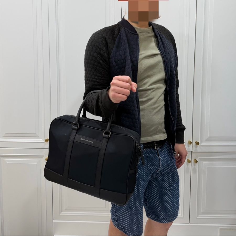 ✨仙闆名牌精品✨ BURBERRY 黑色 尼龍 筆電包 電腦包 公事包 文件包 肩背包 側背包 斜背包-2