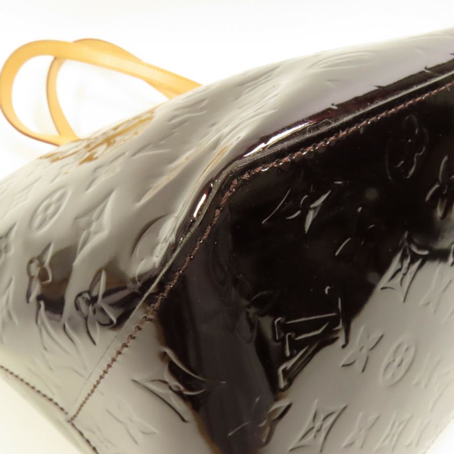 LOUIS VUITTON Vernis Bellevue GM金扣肩背袋-10