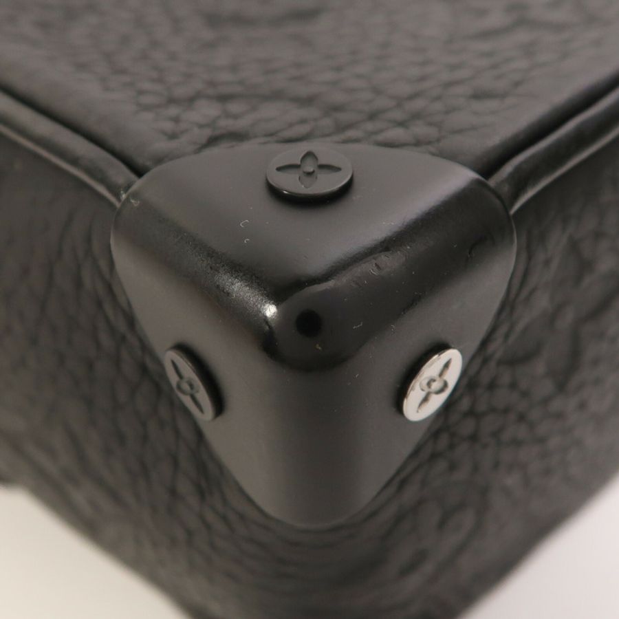 LOUIS VUITTON Monogram Taurillon Mini Soft Trunk肩背袋-7