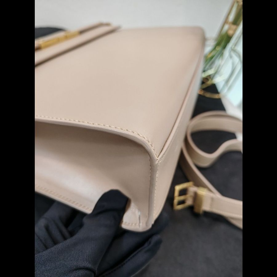 Saint Laurent manhattan
Medium-5