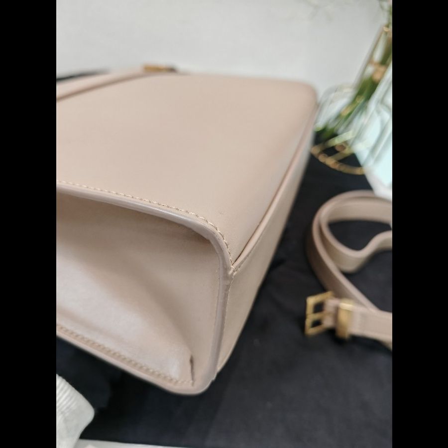 Saint Laurent manhattan
Medium-6
