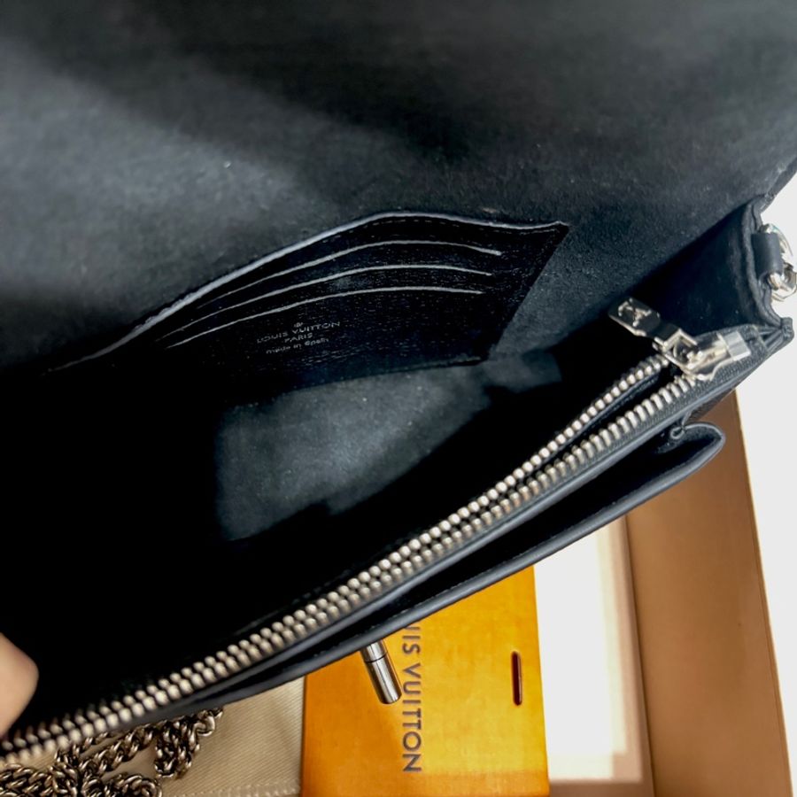 Louis Vuitton Pochette My Lockme LV鏈包 黑 Lockme 鏈條手拿包-4