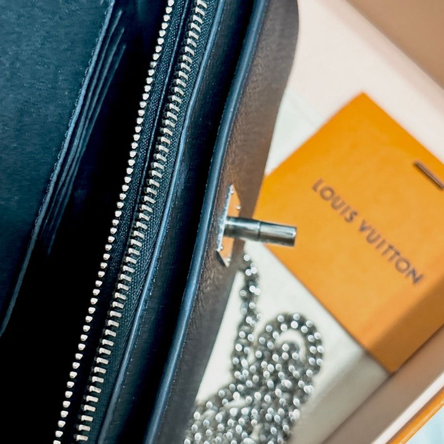 Louis Vuitton Pochette My Lockme LV鏈包 黑 Lockme 鏈條手拿包-6