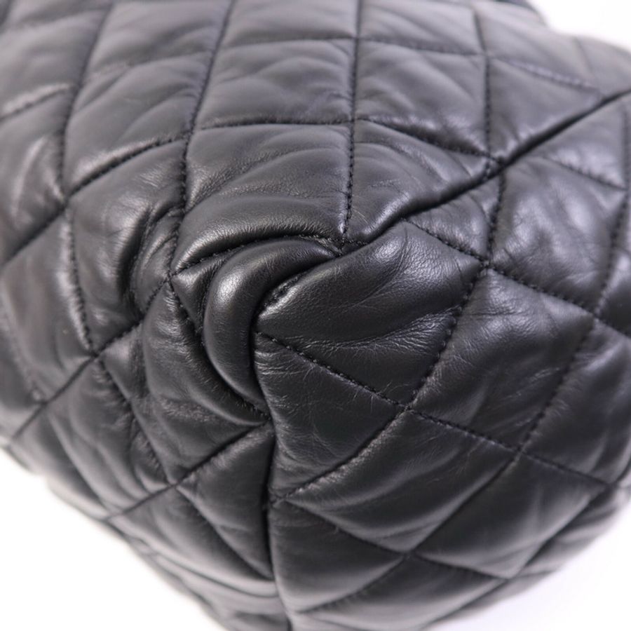 CHANEL 牛皮皮革Coco Cocoon銀扣手挽袋-12