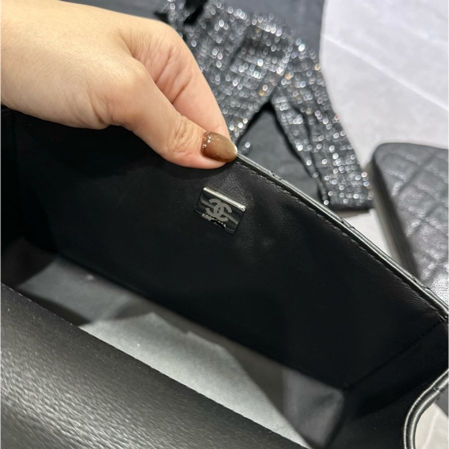 Chanel 2.55 mini 牛皮黑銀 晶片款-6