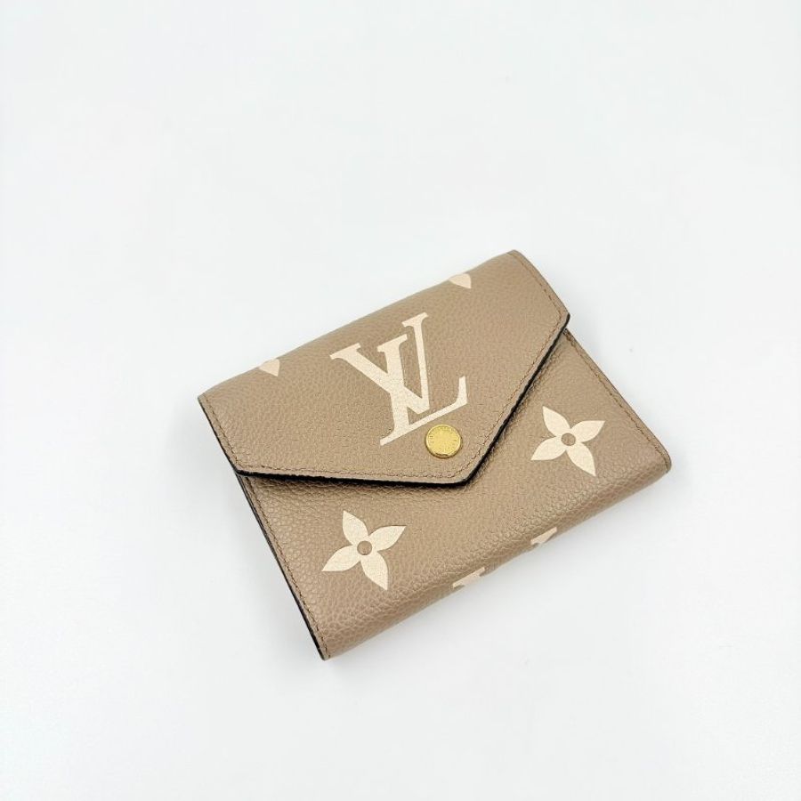 Louis Vuitton - 斑鳩灰牛皮Empreinte 短夾-1