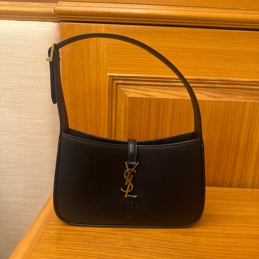 YSL LE 5 A 7 黑 腋下包 近新閒置-7