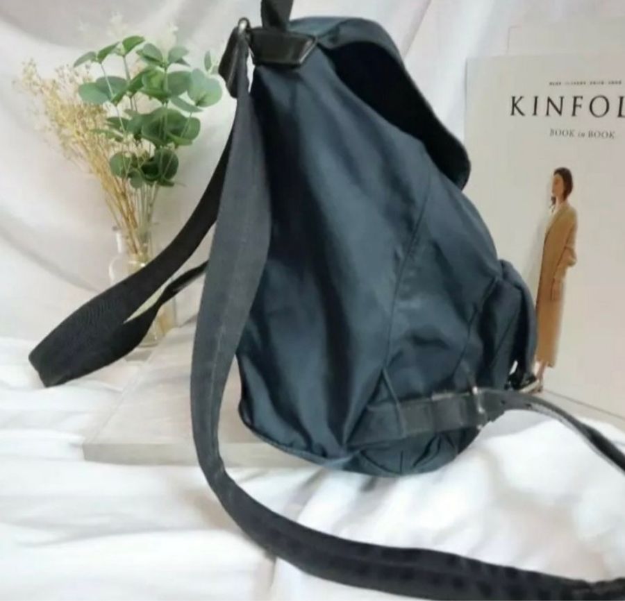Prada Classic Nylon Backpack Prada 經典專櫃熱賣款帆布背包 海軍藍色背包 PRADA 背包-12