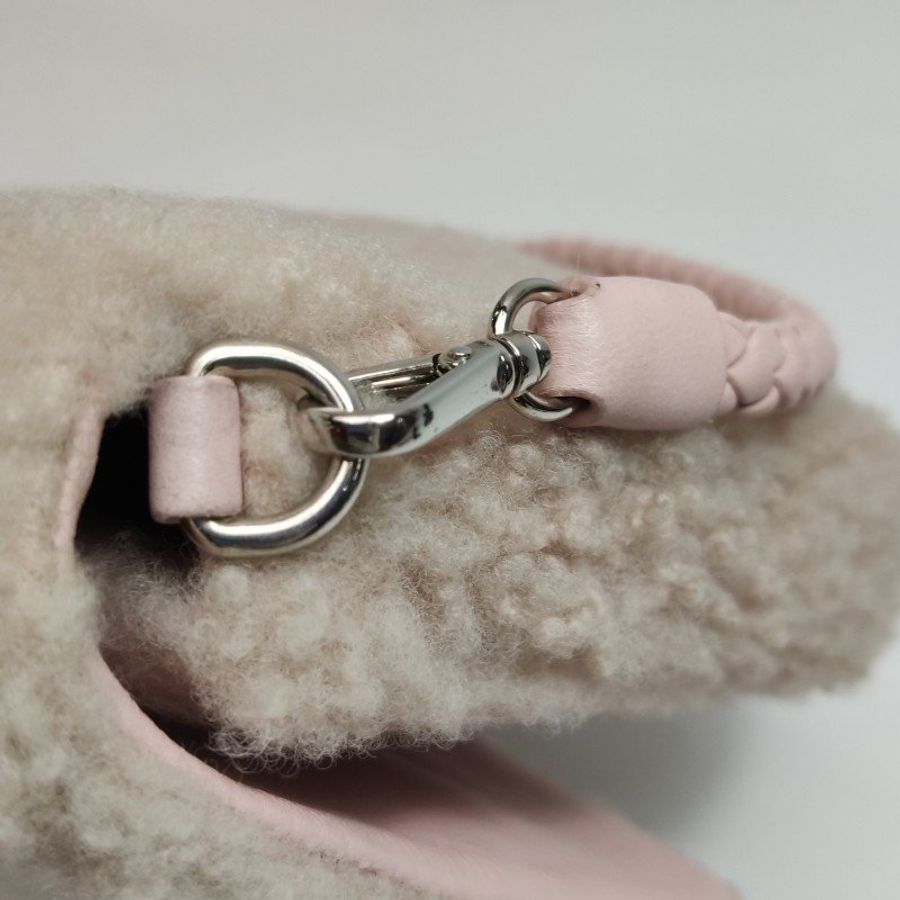Miu Miu Miu Crystal系列羊皮毛絨珩縫鑽飾單肩包-12