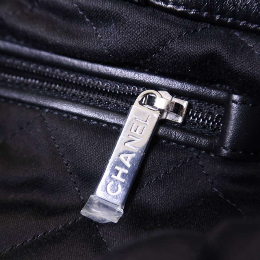 CHANEL 牛皮皮革Chanel 22銀扣鏈帶背包-9
