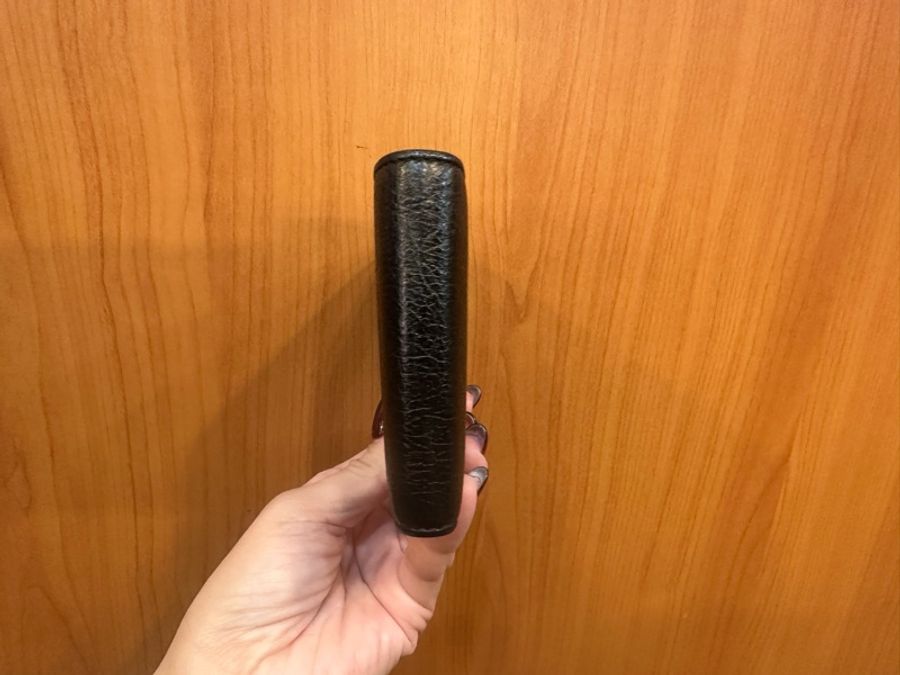 Balenciaga 黑復刻羊皮黑BB logo Monaco對開8卡短夾-2