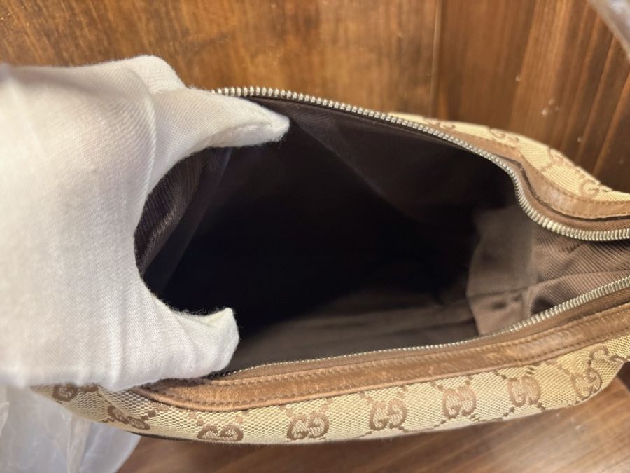 Gucci GG 帆布單肩包-7