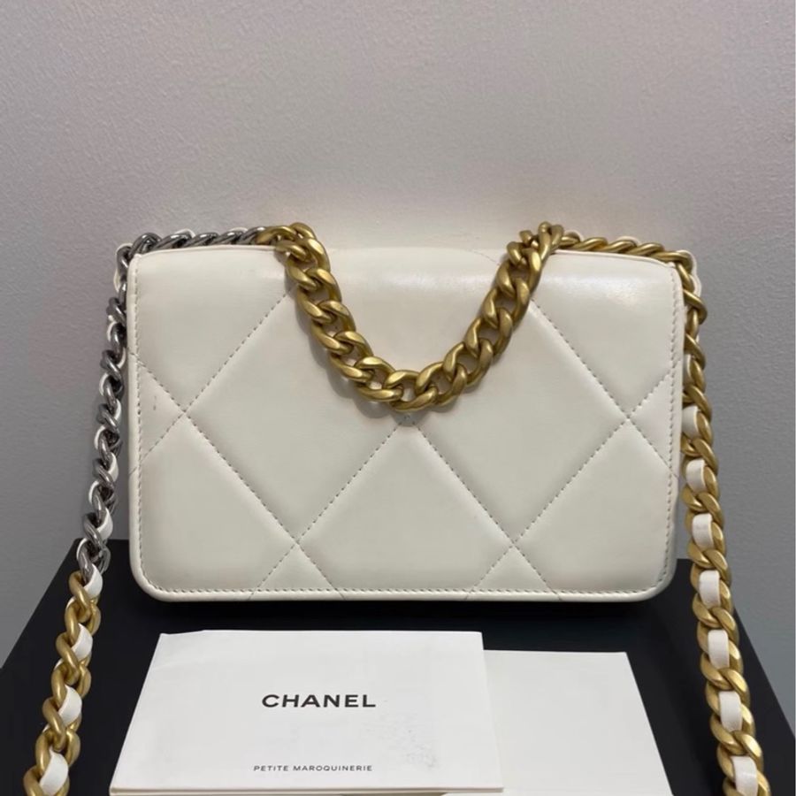 【92%新 ✨ 全網最抵!】Chanel 19bag WOC 白色 牛皮 芯片款-1