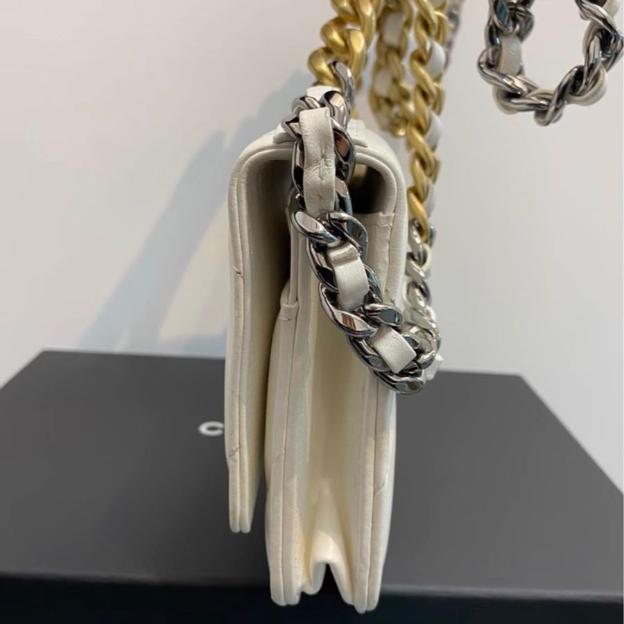 【92%新 ✨ 全網最抵!】Chanel 19bag WOC 白色 牛皮 芯片款-3