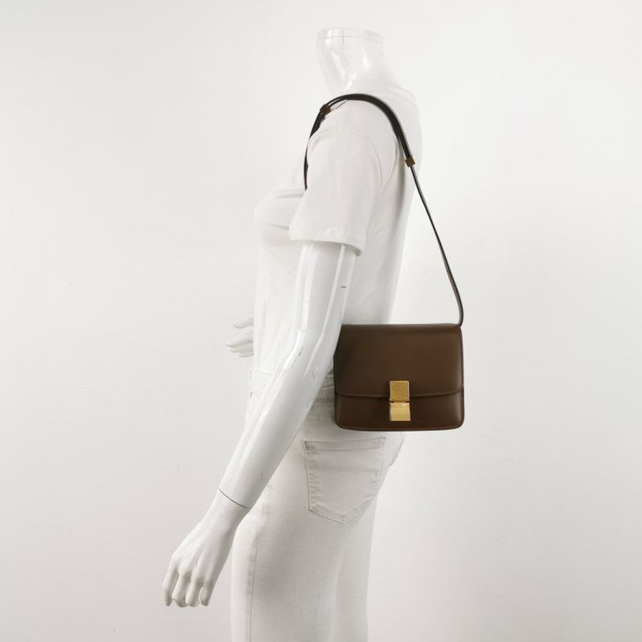 Celine Classic Box豆腐包小號牛皮純色按壓式鎖扣單肩包-1