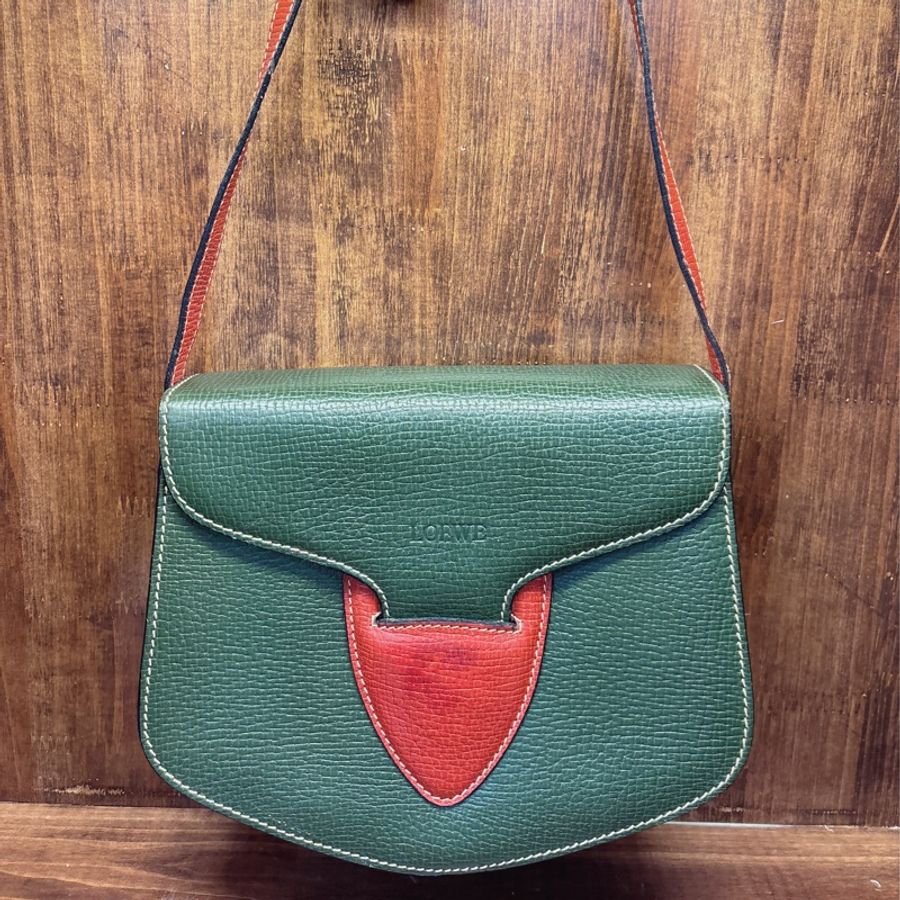 Loewe 綠色皮革斜挎包-0