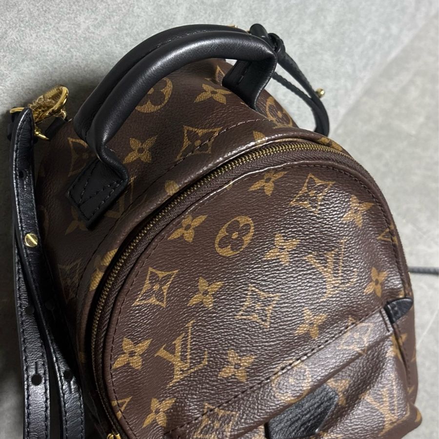 (台北微風購入) Louis Vuitton 新款後背包小書包🎒-2
