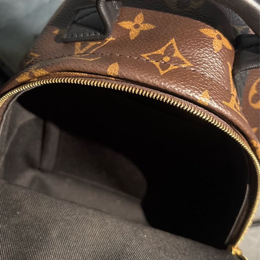 (台北微風購入) Louis Vuitton 新款後背包小書包🎒-5